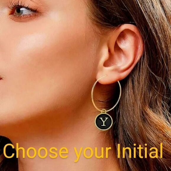 Initial charm Earrings Black and Gold - Picture 1 of 3